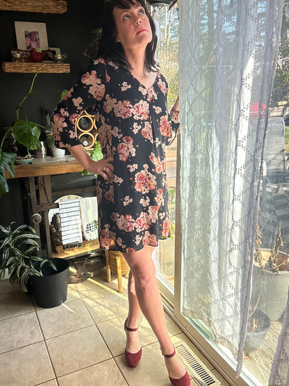 S Rose and black Floral Dress