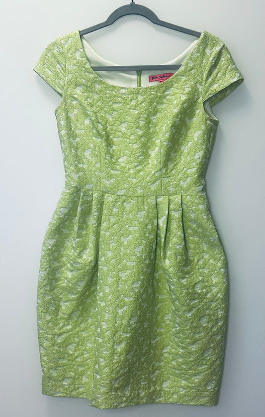 Size 2 Betsy Johnson Dress