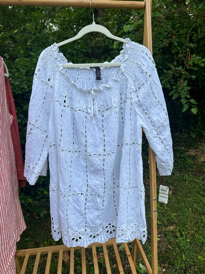 1X NWT INC Top