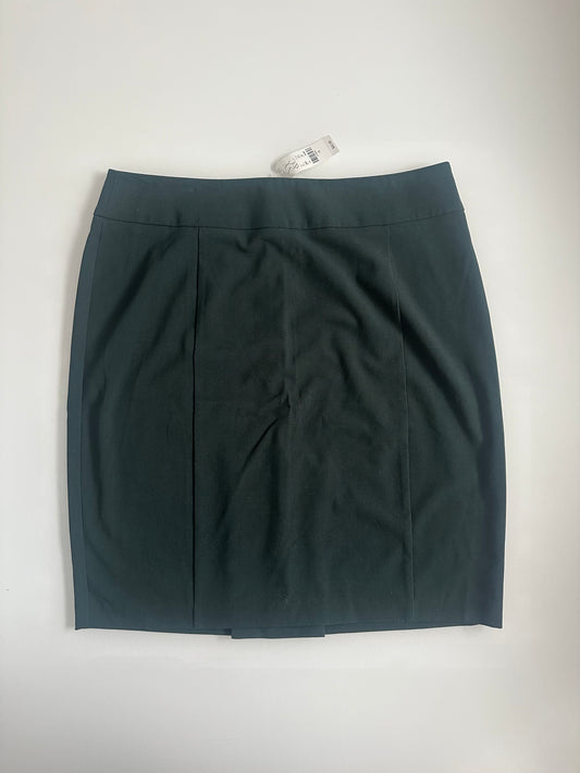 12 NWT Dark Green Skirt NY & Co