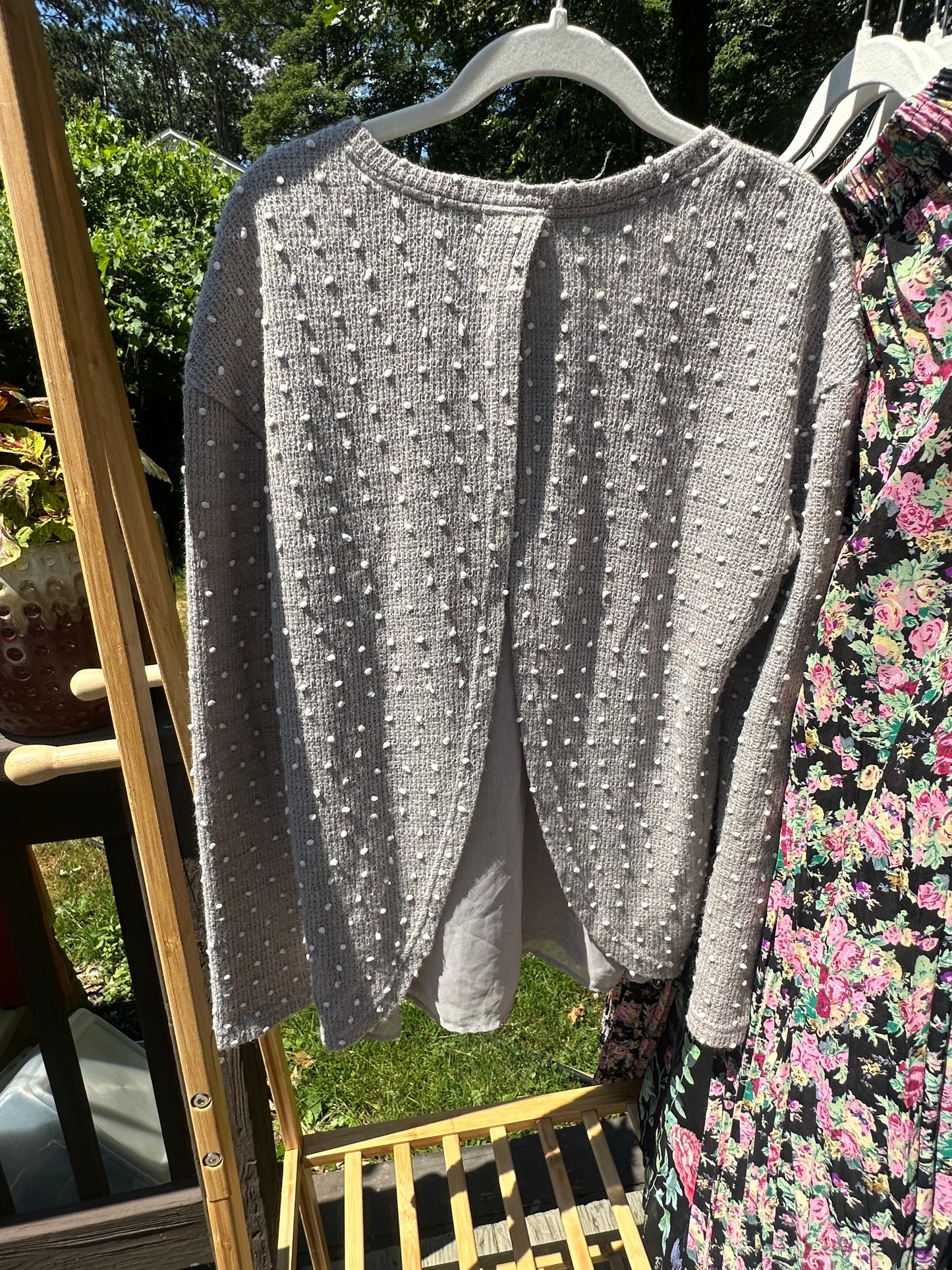 L Pleione Sweater with Swiss dot