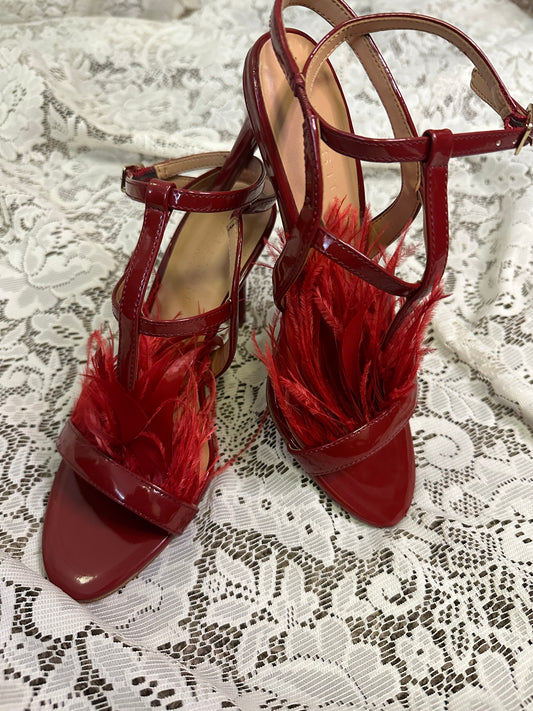 Size 6 NEW Halston Heritage Heels