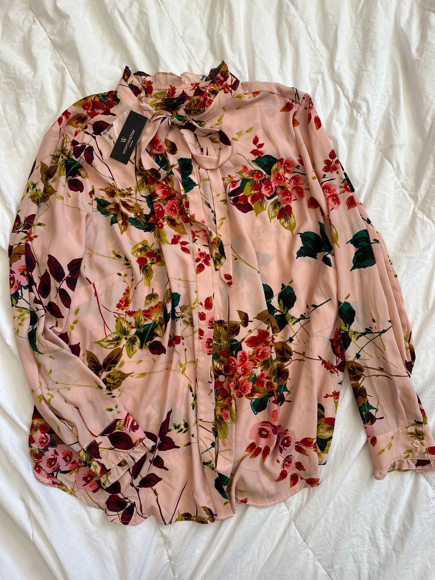 2X NWT Gorgeous Pink Floral Blouse