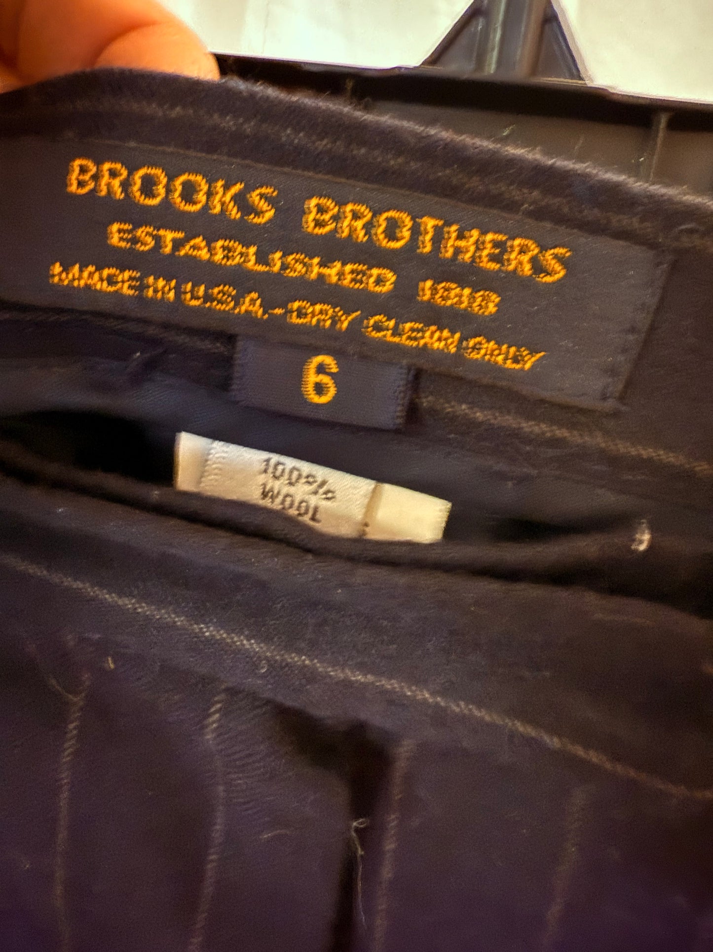 S 6 Brooks Brothers 100% wool skirt