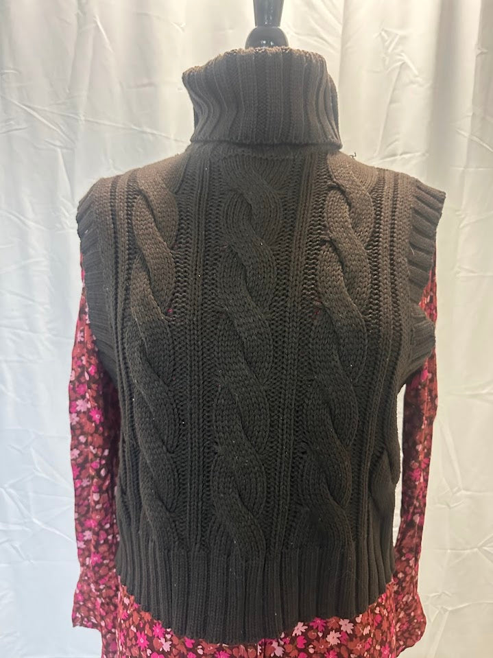 S Brown Turtle Neck Sleeveless Sweater